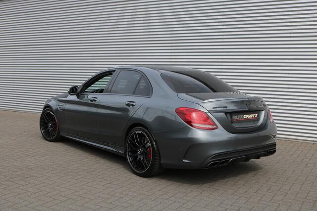 Mercedes-Benz C-KLASSE AMG 63 S AMG NightPakket 510PK (PerformanceSportleder HeadUp Burmester Carplay Camera CarbonPakket Full-Led PrivacyGlass)