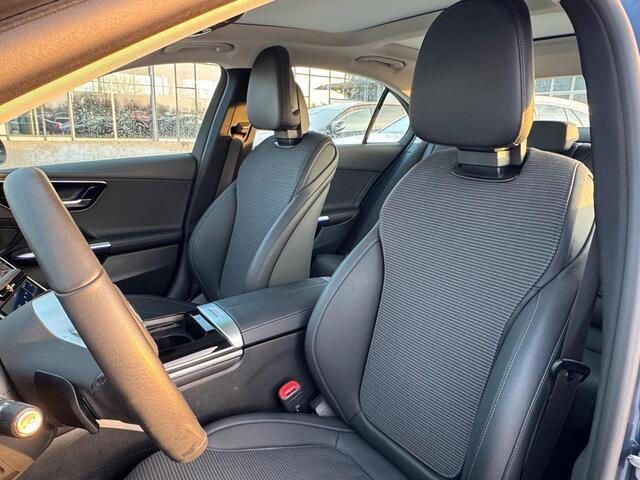 Mercedes-Benz C-KLASSE 300e AVANTGARDE ** HIGH LED, NAVI+, PANORAMA, MEMORY, ACC ** 1e EIG - Ex MB-AG - ¤ 21.000,= onder NP ** ** INFORMEER OOK NAAR ONZE AANTREKKELIJKE FINANCIAL-LEASE TARIEVEN **