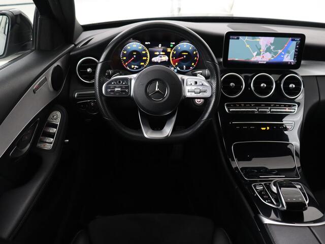 Mercedes-Benz C-KLASSE 160 AMG | Stoelverwarming | Carplay | Leder/Alcantara | Camera | Digital Cockpit | Navigatie | 19'' | Full LED | Park Assist | Climate control