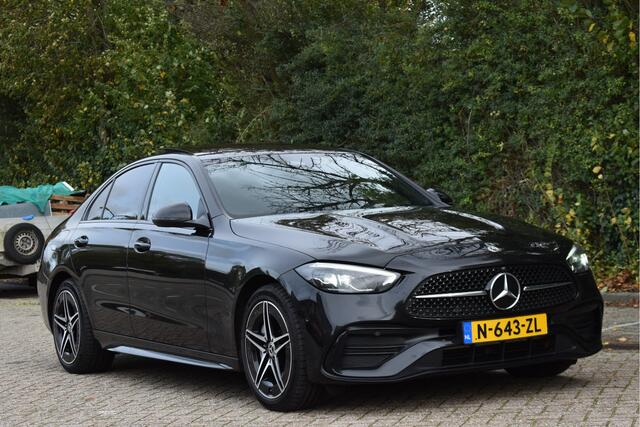 Mercedes-Benz C-KLASSE 300 e AMG Line 313 pk | NL-Auto | Trekhaak | Open dak | Virtual cockpit | Camera | Carplay | Sfeerverlichting | Full LED | LM-Velgen | NAP