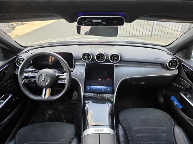 Mercedes-Benz C-KLASSE Estate 300 e 4MATIC AMG Line | Open dak | Cruise Control Adaptief | Elektrische Achterklep |