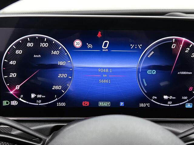 Mercedes-Benz C-KLASSE Estate 300 e AMG Line | Amg-Line in en exterieur | 360 Camera | Panorama schuifkanteldak | Memory Seats | Trekhaak | Inclusief 24 maanden MB Certified garantie voor Europa.