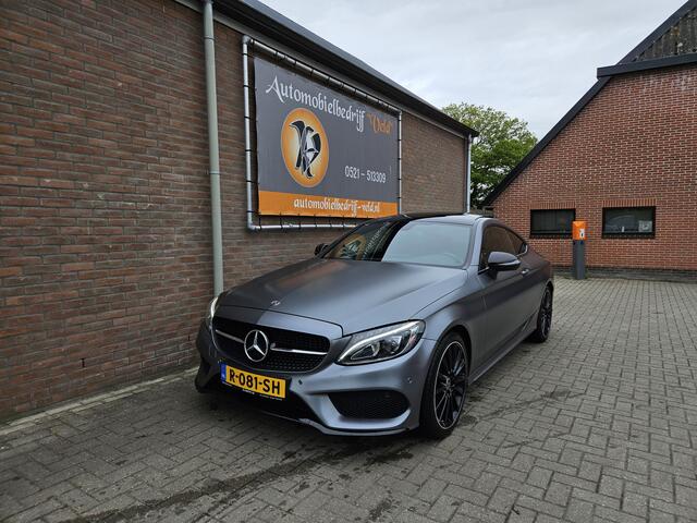 Mercedes-Benz C-KLASSE Coupé 300 Prestige