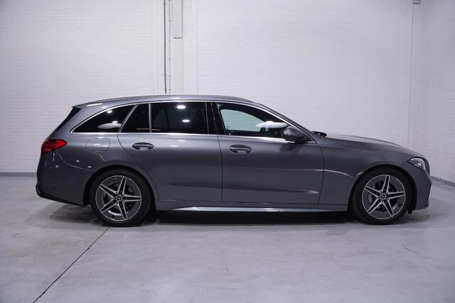 Mercedes-Benz C-KLASSE Estate 180 AMG Line NAP 1e eigen. ACC digi-dashboard electr bediende stoelen met memo 360 camera DAB-ontvangst panodak-glasuitv. PDC v+a electrische-achterklep schakelflippers private-glas led-verlichting drivers-assist sportstoelen met lederen/alcantara 