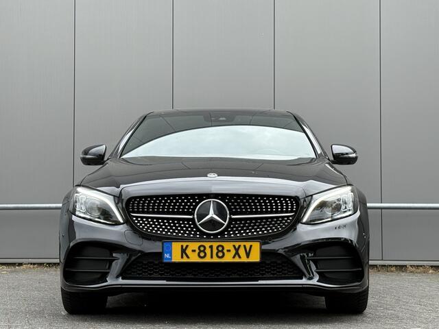 Mercedes-Benz C-KLASSE 300 e AMG - pano - camera - nap! - Apple CarPlay -