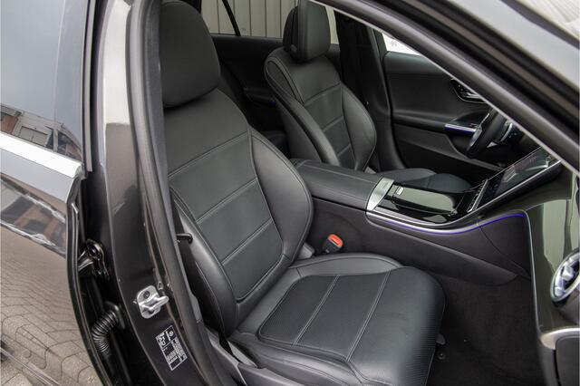 Mercedes-Benz C-KLASSE Estate 300 e AMG Premium, Massage, Distronic, Pano, Trekhaak, Carplay, Hybrid 2023