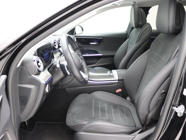 Mercedes-Benz C-KLASSE 300 e AMG Pano, Sfeerverlichting, Camera, Carplay