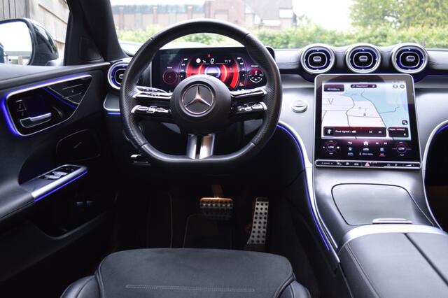 Mercedes-Benz C-KLASSE Estate 300 e AMG Led Panorama Camera Night Trekhaak Pdc