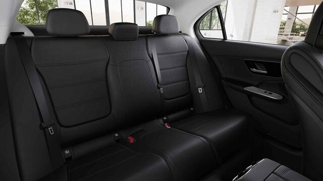Mercedes-Benz C-KLASSE 180 Luxury Line | Stoelverwarming | Achteruitrijcamera | Sfeerverlichting |