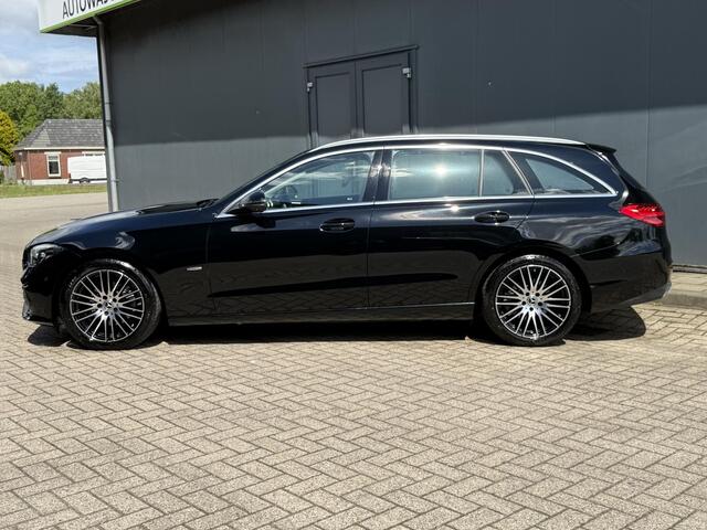 Mercedes-Benz C-KLASSE Estate Luxury Line 180 / Zeer complete-luxe / Burmester audio / Glascoating / Sfeerverlichting / 360 graden camera / Elektrisch verstelbare stoelen met memory functie / Elektrisch verstelbaar stuur