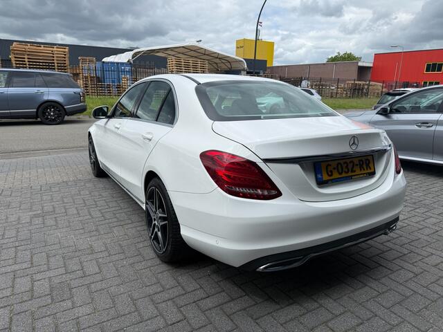 Mercedes-Benz C-KLASSE 200 Premium Plus | 1E EIGENAAR | 12MND GARANTIE | LED | CRUISE | SFEER | STOELVERWM. | NAVI |
