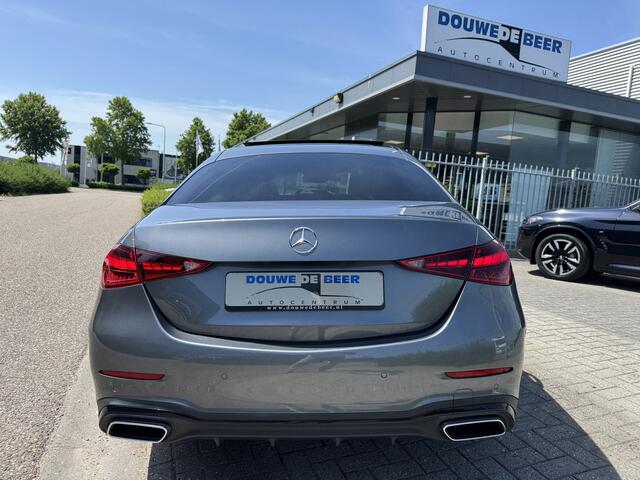 Mercedes-Benz C-KLASSE 180 AMG Line Night pakket Pano/dak, Low Hybrid, LM velgen 19 inch multispaak AMG