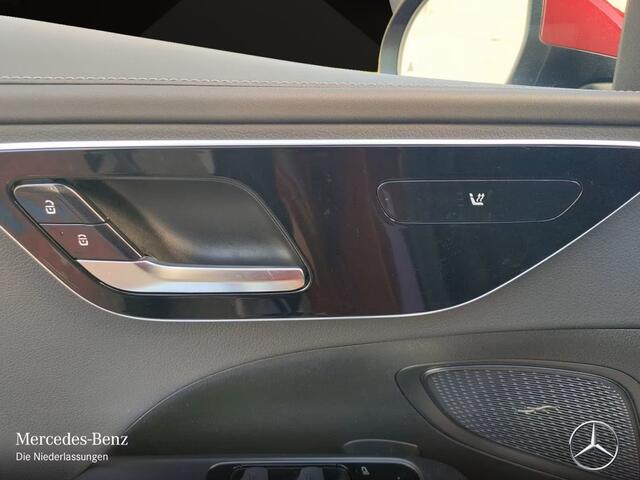 Mercedes-Benz C-KLASSE 300e AMG ** LED, MBUX+, TREKH, DISTR, HuD, WINTER, ALARM ** Ex MB-AG, ¤ 24.800,= onder NP ** ** INFORMEER OOK NAAR ONZE AANTREKKELIJKE FINANCIAL-LEASE TARIEVEN **