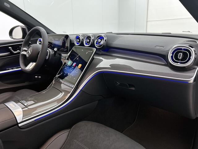 Mercedes-Benz C-KLASSE Estate 300 e 140 Years Edition | Winterpakket | Comfortpakket Plus | Parkeerpakket met 360°-camera | Trekhaak | Panoramaschuifdak | Middenconsole metaalstructuur | DISTRONIC | 19" multispaaks lichtmetalen AMG-velgen |