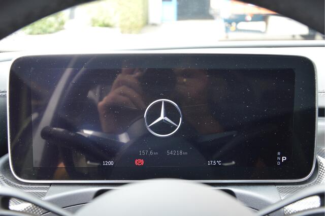 Mercedes-Benz C-KLASSE 180 AMG-LINE | PANORAMADAK | MEMORY | NIGHT-PAKKET | LEER | DIGITAL-LIGHT | KEYLESS | ENZ