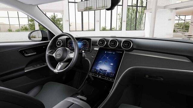 Mercedes-Benz C-KLASSE Estate 180 Luxury Line | AMG wielen | Trekhaak elektrisch | Stoelverwarming |