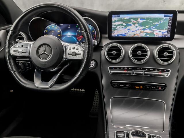 Mercedes-Benz C-KLASSE 180 AMG Sport 156Pk Automaat (FACELIFT, VIRTUAL COCKPIT, APPLE CARPLAY, GROOT NAVI, 360 CAMERA, GETINT GLAS, SPORTSTOELEN, STOELVERWARMING, ACHTERKLEP ELEKTRISCH, NIEUWSTAAT)