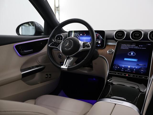 Mercedes-Benz C-KLASSE 300 e Luxury Line | Panoramadak | Lederen bekleding | Parkeercamera | Stoelverwarming |