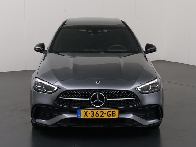 Mercedes-Benz C-KLASSE Estate 300 e AMG Line | Night | Panoramadak | Trekhaak | Stoelverwarming | Digital Light |