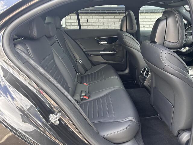 Mercedes-Benz C-KLASSE 180 AMG Line | Panoramadak | Stoelverwarming | Cruise Control