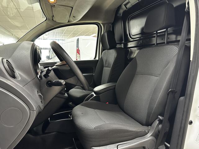 Mercedes-Benz CITAN 108 CDI BlueEFFICIENCY /Zij-schuifdeur rechts /Airco /Cruise /Elek. pakket /C.V. afstand /Bluetooth /AUX & USB /Armsteun.