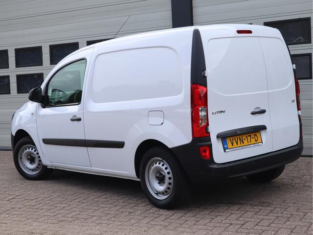 Mercedes-Benz CITAN 112 BlueEFFICIENCY Benzine Automaat - Airco