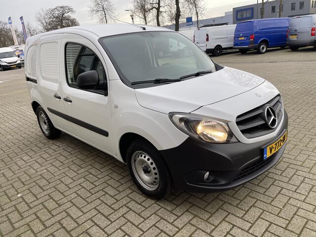 Mercedes-Benz CITAN 108 CDI BlueEFFICIENCY Business Professional / vaste prijs rijklaar ¤ 6.950 ex btw / lease vanaf ¤ 194 / airco / euro 6 diesel / bpm vrij