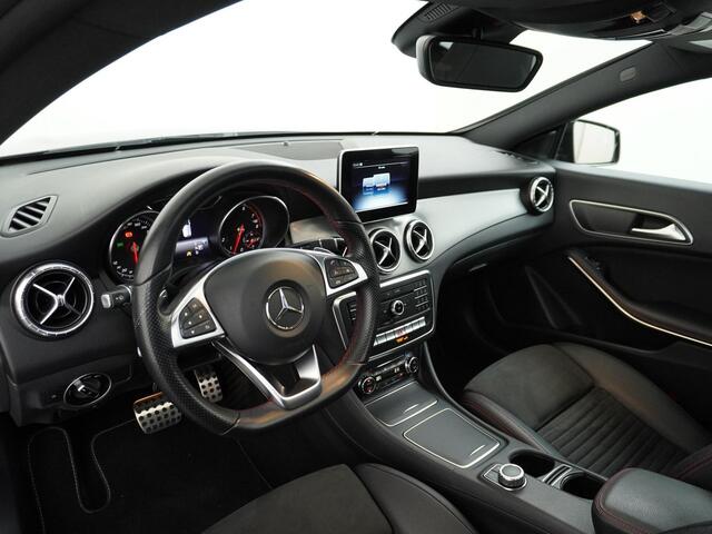 Mercedes-Benz CLA-KLASSE Shooting Brake 180 AMG Black