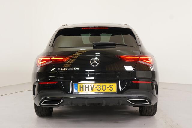 Mercedes-Benz CLA-KLASSE Shooting Brake 250 e AMG Line | MBUX | Camera | Stl. verw. | Sfeerverlichting | El. achterklep |