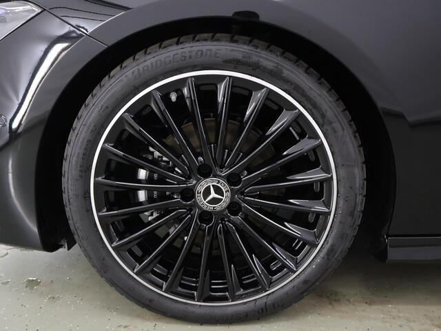 Mercedes-Benz CLA-KLASSE Shooting Brake 180 Business Solution AMG | Night Pakket | Panoramadak | 19" multispaaks velgen | 360 graden camera | Trekhaak |