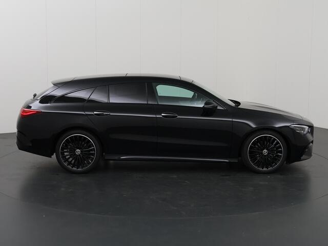 Mercedes-Benz CLA-KLASSE Shooting Brake 180 Business Solution AMG | Night Pakket | Panoramadak | 19" multispaaks velgen | 360 graden camera | Trekhaak |