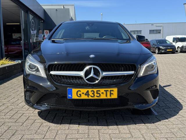 Mercedes-Benz CLA-KLASSE Shooting Brake 180 Navi Edition Consignatie verkoop | Leer en stoelverwarming | LMV | LED | El. klep | Bluetooth | Airco