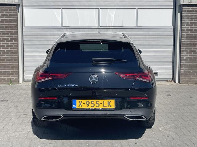 Mercedes-Benz CLA-KLASSE Shooting Brake 250 e Luxury Line | Panoramadak | Nightpakket |