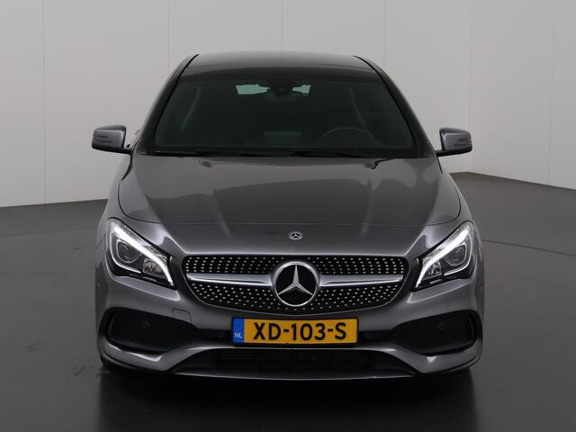 Mercedes-Benz CLA-KLASSE Shooting Brake 180 Business Solution AMG | Panoramadak | Stoelverwarming | Sfeerverlichting | Trekhaak | Achteruirijcamera |