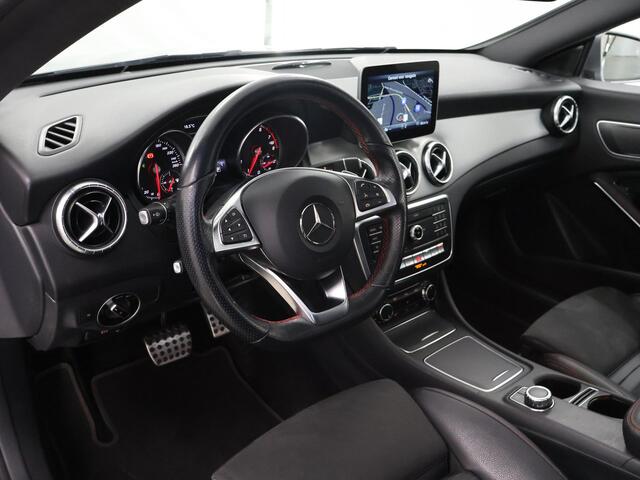 Mercedes-Benz CLA-KLASSE Shooting Brake 180 Business Solution AMG | Panoramadak | Stoelverwarming | Sfeerverlichting | Trekhaak | Achteruirijcamera |