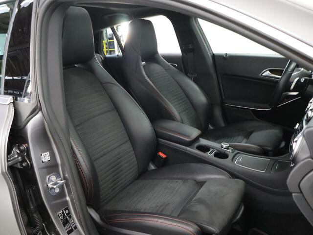 Mercedes-Benz CLA-KLASSE Shooting Brake 180 Business Solution AMG | Panoramadak | Stoelverwarming | Sfeerverlichting | Trekhaak | Achteruirijcamera |