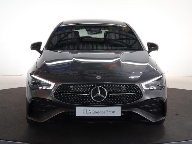 Mercedes-Benz CLA-KLASSE 180 Shooting Brake Business Solution AMG | Panorama-schuifdak | Trekhaak | Dode hoek | Achteruitrijcamera | Stoelverwarming