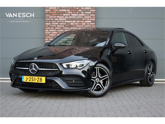 Mercedes-Benz CLA-KLASSE 200 Business Solution AMG Line Aut7 | Panoramadak | Widescreen | Trekhaak | Sfeerverlichting | Camera | High Perf. LED | Stoelverwarming | Cruise Control |
