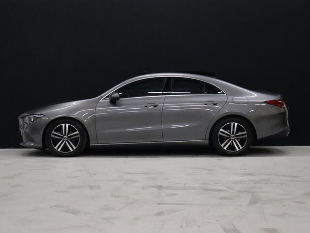 Mercedes-Benz CLA-KLASSE 180 Business Solution Luxury [SCHUIFKANTELDAK, SFEERVERLICHTING, CAMERA, WIDESCREEN, VOL LEDER, STOELVERWARMING, PDC V+A, CRUISE, CLIMATE, NIEUWSTAAT]