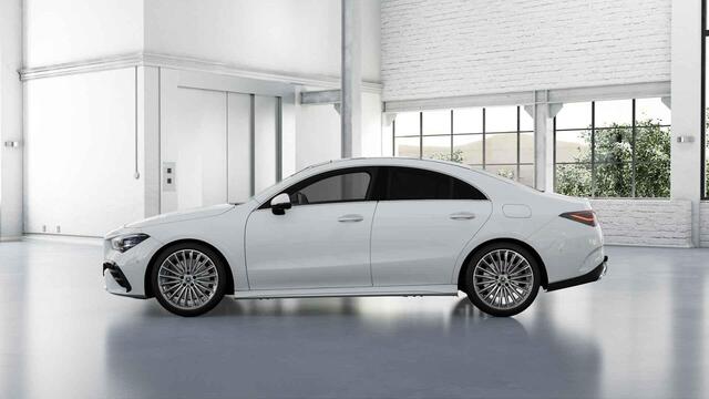 Mercedes-Benz CLA-KLASSE 180 Coupé Business Solution AMG | Panoramaschuifdak | 360° camera | Winter pakket | Techniekpakket