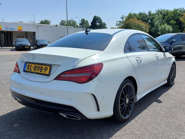 Mercedes-Benz CLA-KLASSE 180 122pk Automaat AMG Night Edition Plus | Origineel NL | Navi | Airco | Cruise | Led Koplampen | Pdc V+A+Assist | Licht+Regensensor | Privacy Glass | 18''lm