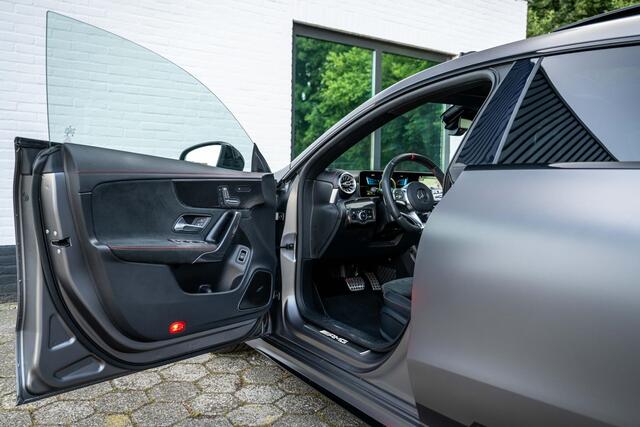 Mercedes-Benz CLA-KLASSE Shooting Brake AMG 35 4MATIC Panorama Carbon AERO pack VOL!!