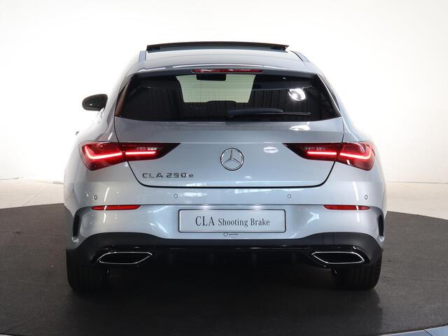 Mercedes-Benz CLA-KLASSE Shooting Brake 250e Business Solution AMG | Night | Panoramadak | Trekhaak | Sfeerverlichting | Parkeercamera | Stoelverwarming |