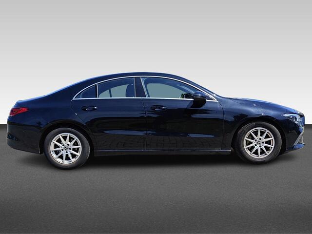Mercedes-Benz CLA-KLASSE 180 Business Solution | automaat | widescreen | blind-spot | LED | stoelverwarming | dealer onderhouden