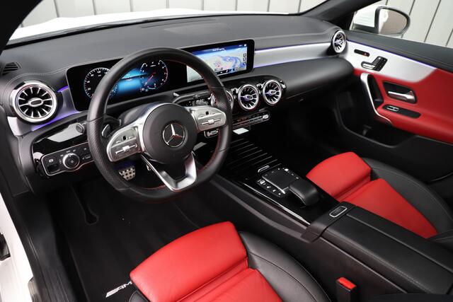 Mercedes-Benz CLA-KLASSE 200 AMG | 163PK | Sfeerverlichting | Keyles-go | Multibeam | Memory | Pano | Leder | Stoelverwarming | NL-Auto | 2020.
