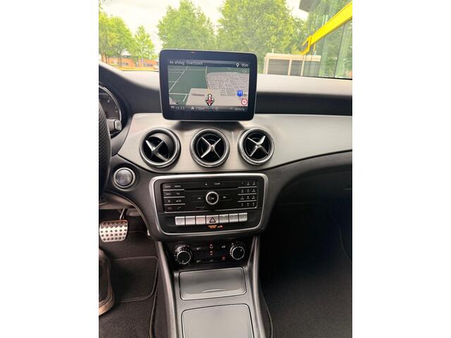 Mercedes-Benz CLA-KLASSE Shooting Brake 250 Prestige