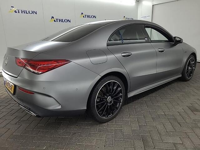 Mercedes-Benz CLA-KLASSE 250 e Premium Plus | Panoramadak | Lederen Bekleding | Burmester | 360°-camera | NL-Auto |