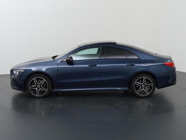 Mercedes-Benz CLA-KLASSE 250 e Premium Plus | Panoramadak | Night pakket | Apple carplay |