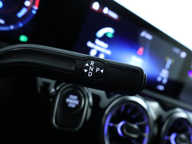 Mercedes-Benz CLA-KLASSE Shooting Brake 250 e AMG Plug-In Hybride AMG Line | Night Pakket | Achteruitrijcamers | EASY PACK achterklep | Spiegel Pakket Ledkoplampen Inclusief 24 maanden MB Certified garantie voor Europa.