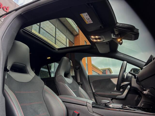 Mercedes-Benz CLA-KLASSE Shooting Brake 250 e Premium AMG, Pano, Camera, CarPlay, Night